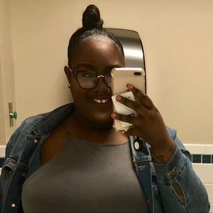 Meet your Posher, Jaida